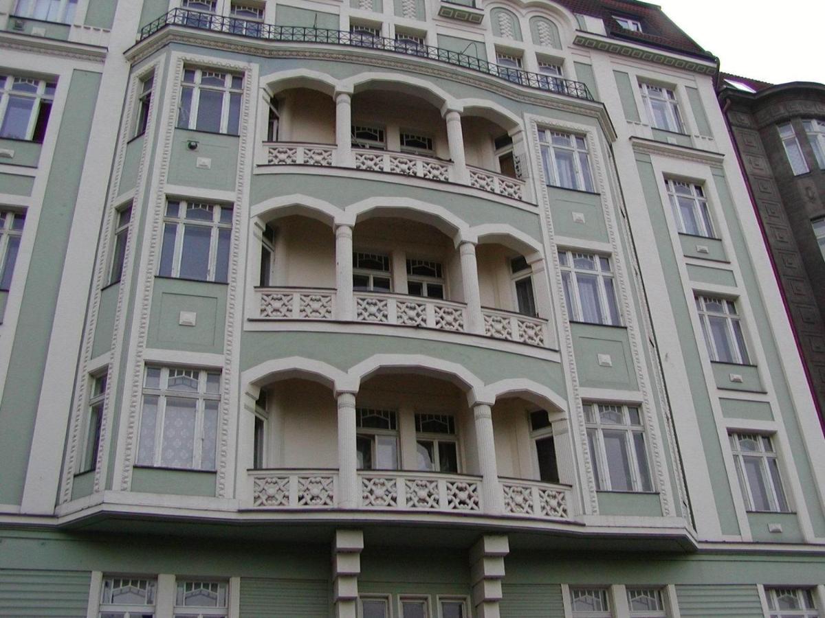 Beautiful View On The Prague Castle Close To The Centre Appartamento Esterno foto
